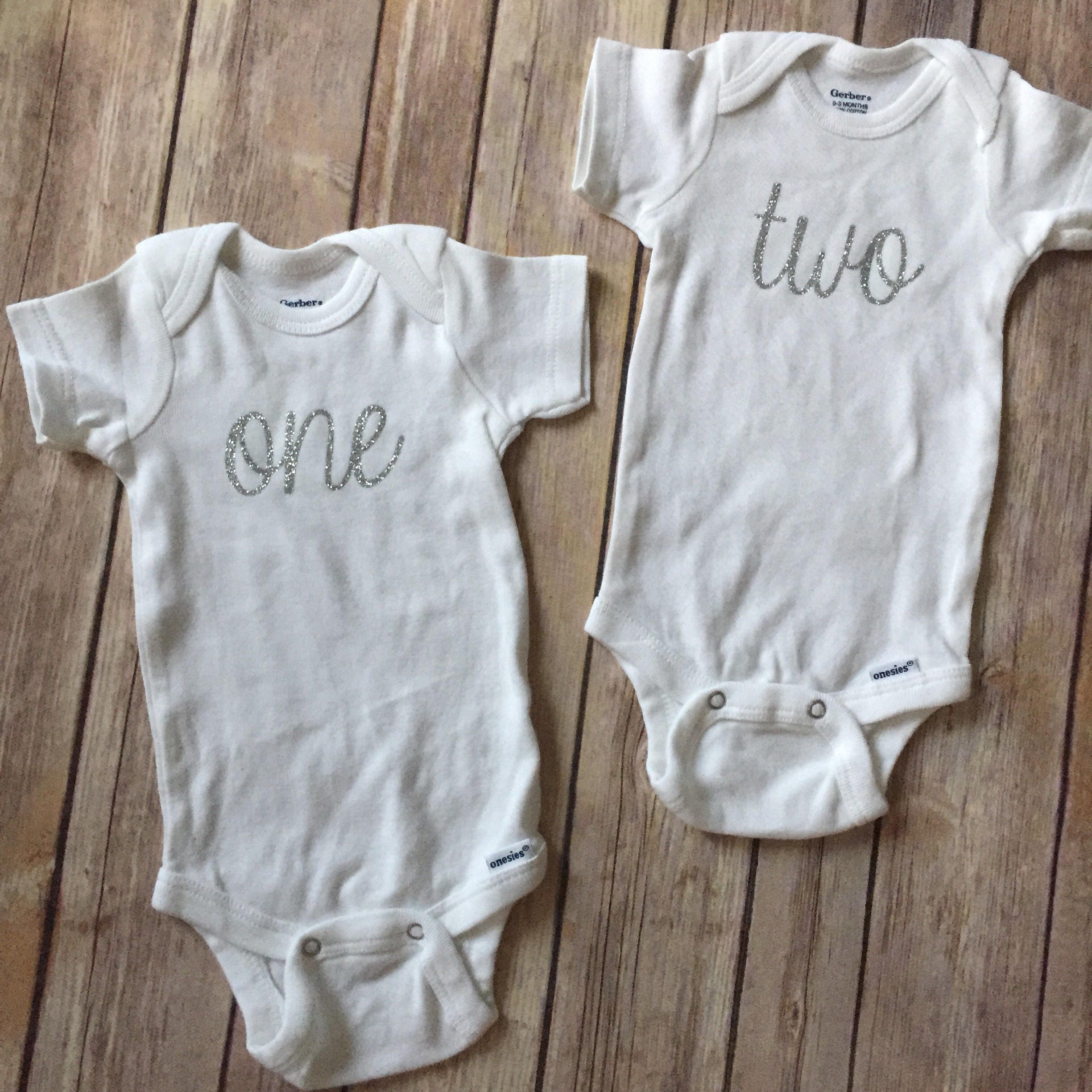 Monthly Onesie® Set with Month Number || Set of 12 || Baby Milestone Bodysuits || Baby's First Year || Baby Shower Gift || GLITTER AVAILABLE